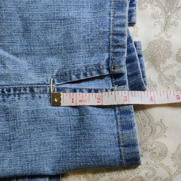 [3 for $15] Petite Jean Capris - Picture 10 of 13